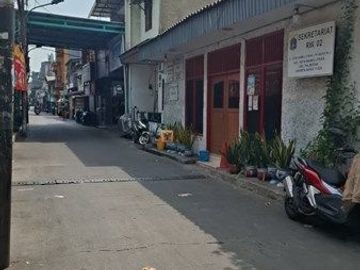 Dijual BU Tanah Bonus Bangunan! Rumah Di Jalan Kota Bambu Utara Luas 5x25m2 SHGB Hanya 5 Menit Ke Stasion KAI - Tanah Abang Jakarta Pusat