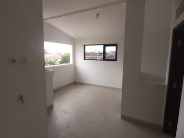 Rumah Baru 8 x 13 Duri Kepa dekat Tanjung Duren Jakbar