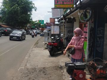 DISEWAKAN LAHAN STRATEGIS – DEPAN TIP TOP CIPUTAT  Lokasi Premium – Ciputat, Tangerang Selatan
