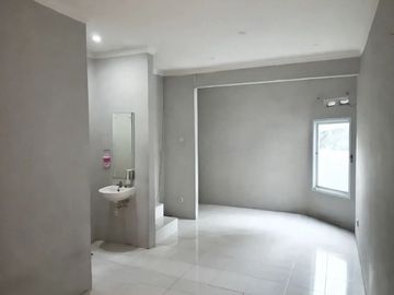 Over Kredit Rumah Bogor Selatan 2 Lantai Tanpa BI Checking dkt Kebun Raya