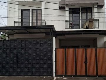Jual Rumah Semi Furnished di Cipinang Kebembem Jakarta Timur Harga 1,8 M