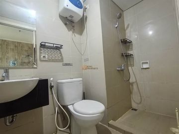 Disewakan 1 Bedroom Apartemen Madison Park Interior Scandinavian, Siap Huni, Nuansa Hangat, Nyaman & Homey, Furnish Lengkap, Dekat dengan Central Park