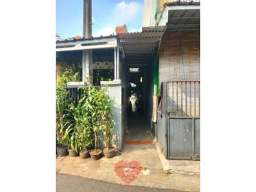 Rumah Jl Tanah Kusir, Kebayoran Lama, Jakarta Selatan