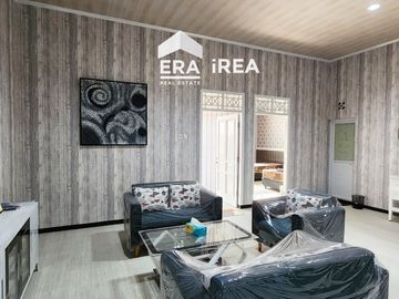 DISEWAKAN RUMAH FULL FURNISHED DI COLOMADU DEKAT KANTOR DPRD SURAKARTA