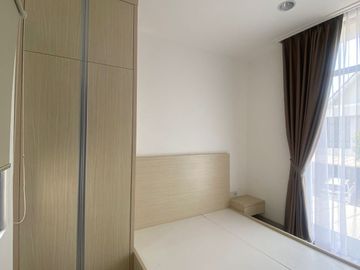 Disewakan Rumah PIK 2 Kawasan CBD Ukuran 8x10 Kosongan