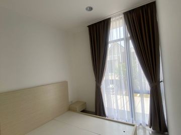 Disewakan Rumah PIK 2 Kawasan CBD Ukuran 8x10 Kosongan