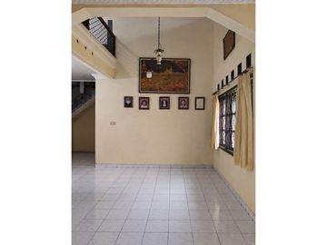 Disewa Rumah Tahunan 2 Lantai Bagus Meruya Utara Kembangan Bo277