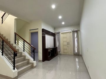 Dijual / Disewakan Cepat Rumah PHG Cluster Ruby Gading Serpong