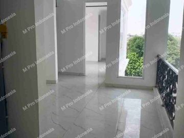 Dijual Rumah New Minimalis 3 lantai di Tebet Timur, Jalan lebar