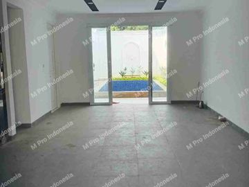 Dijual Rumah New Minimalis 3 lantai di Tebet Timur, Jalan lebar