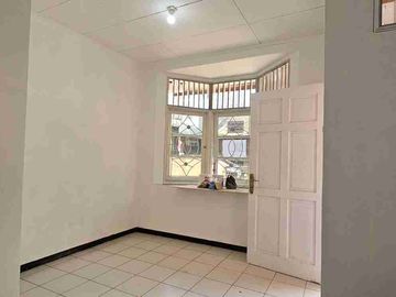 Disewakan cepat 
Rumah sektor 1B
Gading serpong