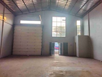 Gudang  dijual di kawasan industri Taman Tekno