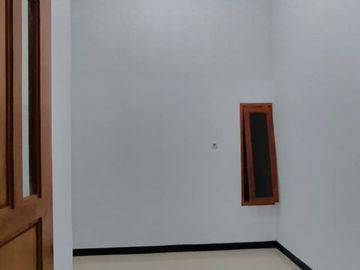 3 KT, 2 KM RUMAH PUTRA BANGSA MEDOKAN AYU RUNGKUT SURABAYA TIMUR SIAP HUNI. DEKAT GUNUNHANYAR, MERR, UPN, TOL, BANDARA JUANDA, Dsb