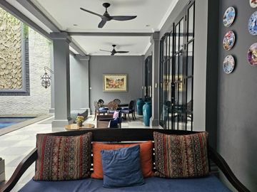 Rumah Baru Mewah Jakarta Selatan