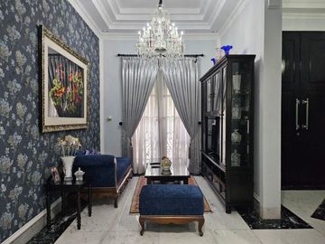 Rumah Baru Mewah Jakarta Selatan