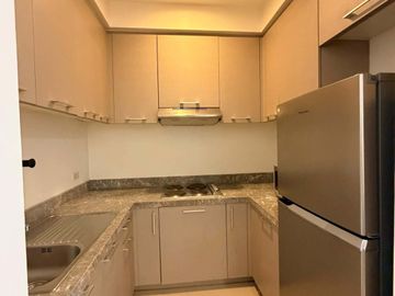 For Rent: Furnished 1 Bedroom with Spacious Balcony at 32 Sanson by Rockwell - 76sqm.
