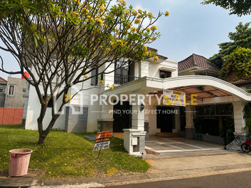 DIJUAL DAN DISEWAKAN RUMAH BESAR LUAS HOOK KOSONGAN BAGUS TERAWAT LEGENDA WISATA CIBUBUR COCOK UNTUK KELUARGA BESAR