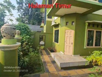 RUMAH MEWAH DI TAMAN MODERN - CAKUNG
