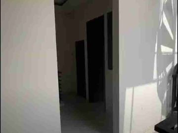 RUMAH MINIMALIS MODERN DI TAMAN BUARAN INDAH 1