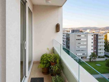 Se vende departamento Edificio Maringa.