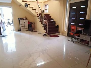 House at lot for sale in Washington Place in Dasma Cavite