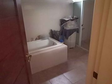 House at lot for sale in Washington Place in Dasma Cavite