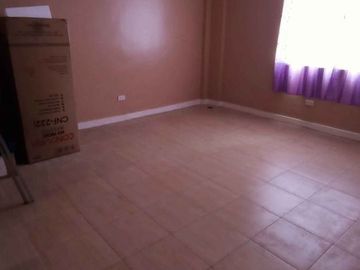 House at lot for sale in Washington Place in Dasma Cavite