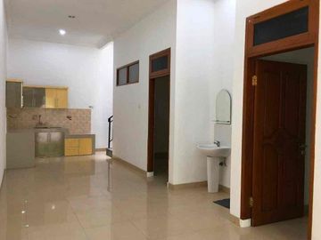Disewakan Rumah 1 1/2 Lantai Unfurnished di Sunter Sacna - Jakarta Utara
