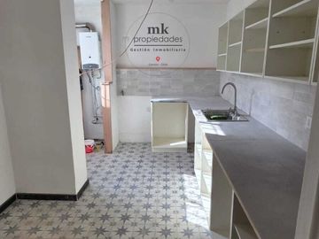 Amplio Depto. Recién Remodelado - 4 Habitaciones - 4 Poniente