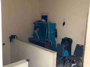 Di jual rumah belakang stadion Candrabaga Bekasi Selatan
