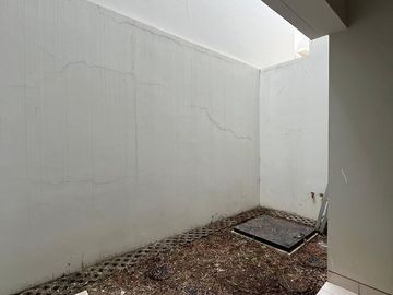 Dijual Cepat Rumah Cantik di Cluster Burgundy Summarecon Bekasi
