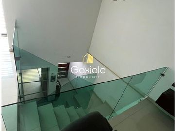 Se RENTA Casa amueblada, ubicada a lado de Plaza Sendero, Fracc, Canaco