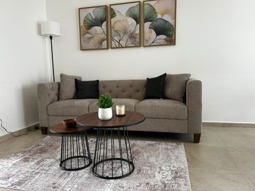 Casa en renta en León Guanajuato, Portugal Residencial, al Sur - Sobre Blvd. Timoteo Lozano