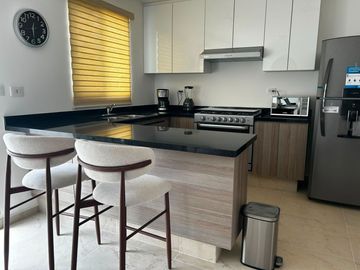 Casa en renta en León Guanajuato, Portugal Residencial, al Sur - Sobre Blvd. Timoteo Lozano
