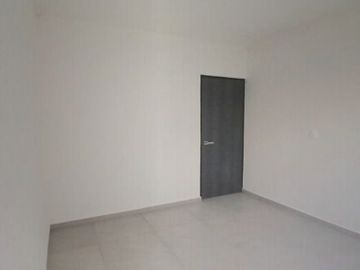 CASA DENTRO DE FRACCIONAMIENTO EN EXCELENTE ZONA DE 3 RECÁMARAS, HACIENDA PARAÍSO, VERACRUZ.