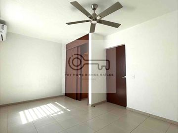 Casa en Venta ATEMAJAC | a unas cuadras tren 🚊 y periférico norte| ZAPOPAN