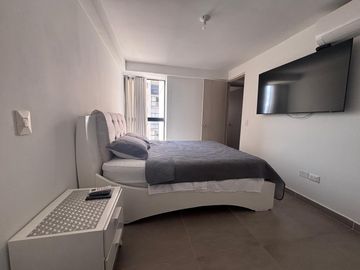 Arriendo Apartamento Amoblado  Frente a la Clinica Foscal, Torres del Bosque Cañaveral, floridablanca, Santander