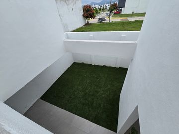 CASA NUEVA EN RENTA EN MAYORAZGO DEL VALLE, LEÓN, GUANAJUATO