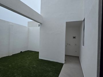 CASA NUEVA EN RENTA EN MAYORAZGO DEL VALLE, LEÓN, GUANAJUATO