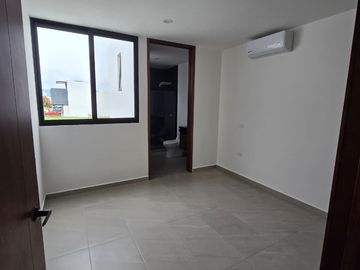 CASA NUEVA EN RENTA EN MAYORAZGO DEL VALLE, LEÓN, GUANAJUATO