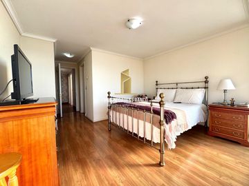 VENTA DEPARTAMENTO VISTA AL MAR 4D 4B VIÑA DEL MAR