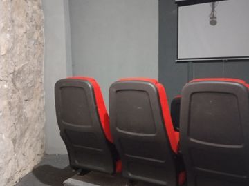 Casa en venta en privada del Pedregal con alberca