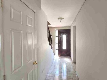 Renta Casa Amueblada en Fracc. Hacienda San Rafael al Poniente de Saltillo