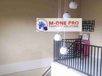 Di Jual Rumah Boulevard 2 lantai Citra Raya Cikupa Tangerang