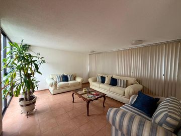 CASA EN VENTA EN BELLAVISTA