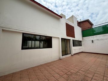 CASA EN VENTA EN BELLAVISTA