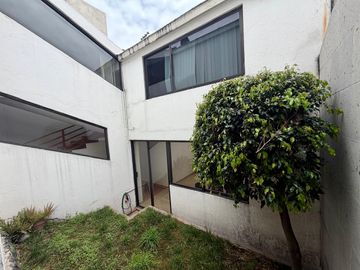 CASA EN VENTA EN BELLAVISTA