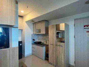 Apartment Grand Kamala Lagoon Bekasi jual cepat MURAH hanya 350 jt FURNISHED