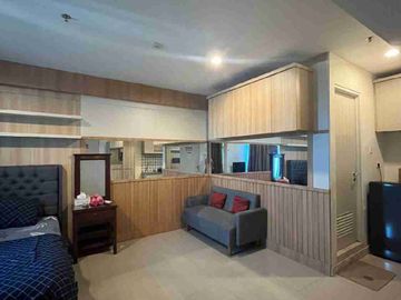 Apartment Grand Kamala Lagoon Bekasi jual cepat MURAH hanya 350 jt FURNISHED