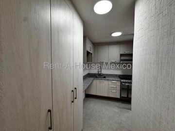 Departamento de dos recámaras en renta en Zakia, Querétaro